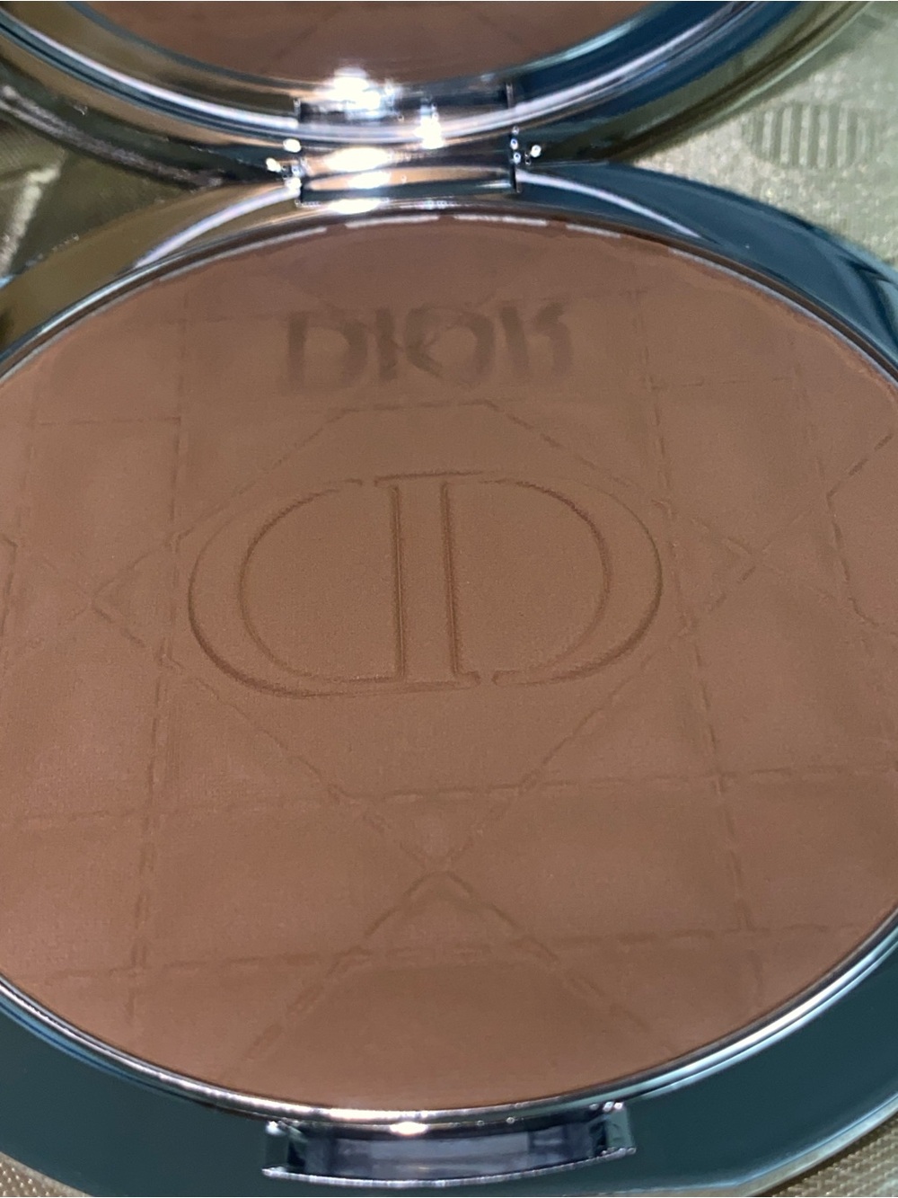 Dior Quilted Leather Bronze Compact with Silver CD Logo Forover Nude New Bronzer - Picture 3 of 7